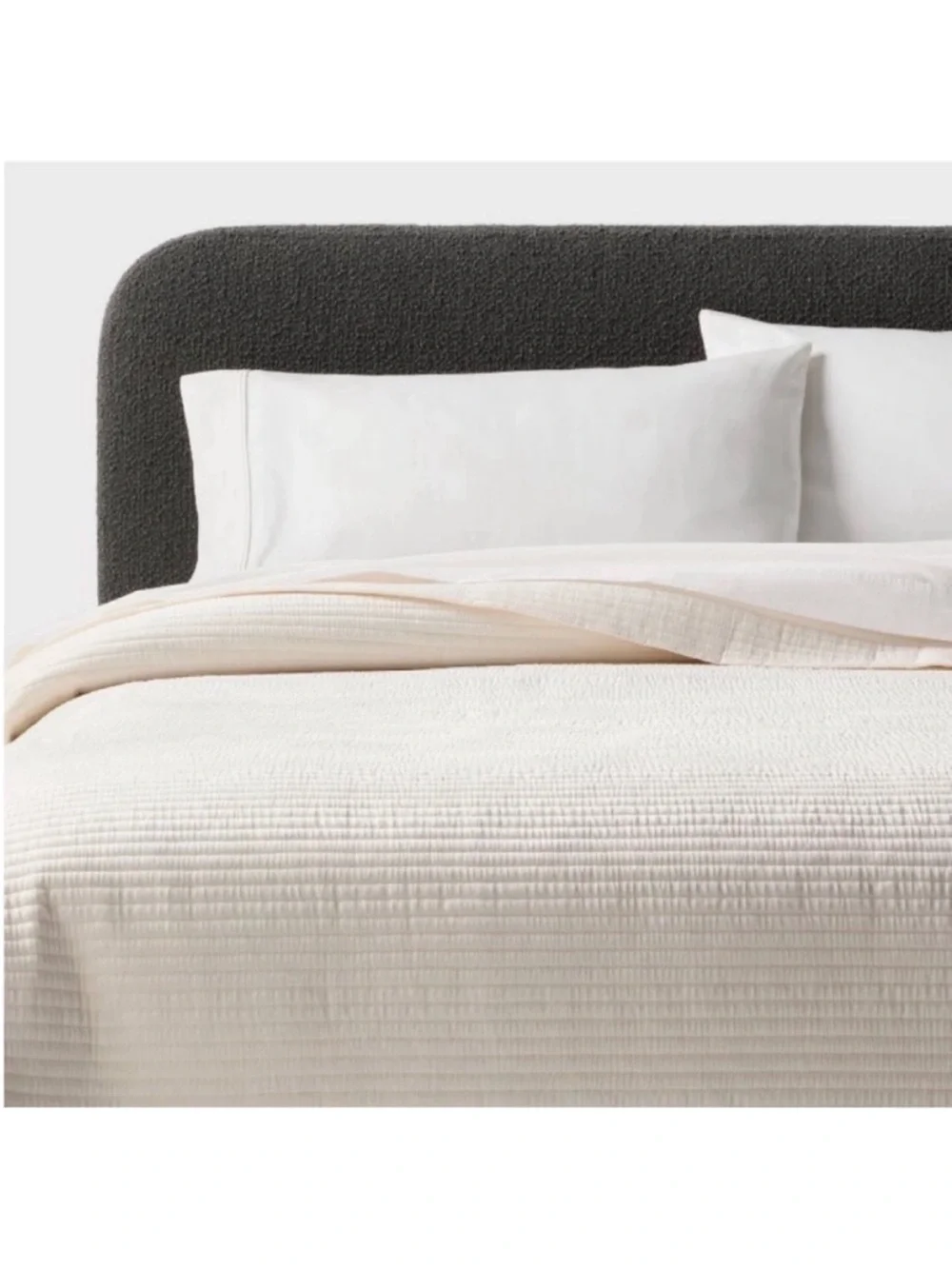NWT King Ruched Velvet Quilt Ivory - Threshold